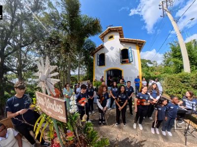 Aleluia clip.00_03_17_49.Quadro001